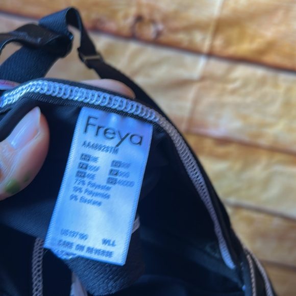 Freya Sonic Underwire Sports Bra 40DDD NWT - Picture 5 of 5